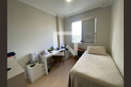 quarto 2 de apartamento à venda com 3 quartos, 90m² em Buritis, Belo Horizonte