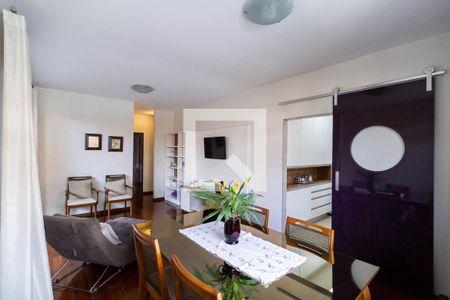 Sala  de casa de condomínio à venda com 3 quartos, 120m² em Santa Amelia, Belo Horizonte