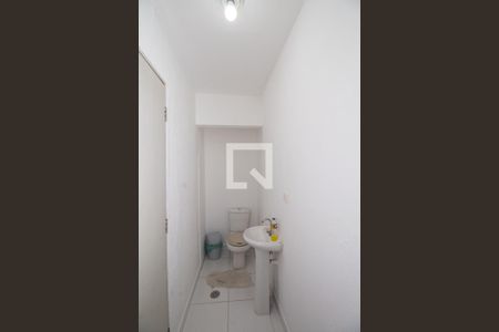 Banheiro de kitnet/studio para alugar com 1 quarto, 20m² em Vila Fatima, São Paulo