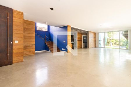 Sala de casa à venda com 4 quartos, 382m² em Jardim Luzitânia, São Paulo