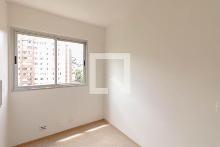 Quarto de apartamento à venda com 3 quartos, 86m² em Vila Paris, Belo Horizonte
