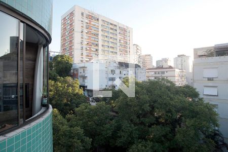 Quarto 1 Vista de apartamento à venda com 2 quartos, 65m² em Independência, Porto Alegre