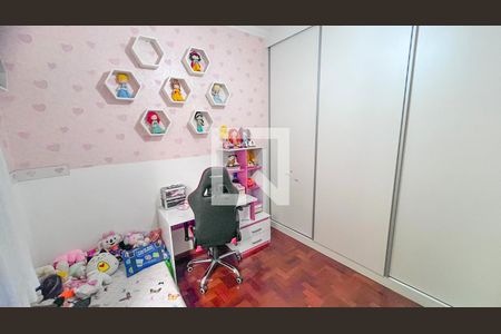 Quarto de casa à venda com 3 quartos, 186m² em Copacabana, Belo Horizonte