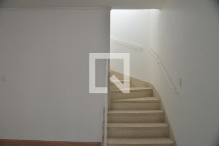 Sala de casa para alugar com 3 quartos, 220m² em Jardim Bela Vista, Santo André