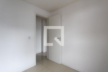 Quarto 1 de apartamento para alugar com 2 quartos, 40m² em Jardim Dona Leopoldina, Porto Alegre