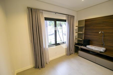 Sala de TV de casa de condomínio para alugar com 4 quartos, 292m² em Vila Suiça, Indaiatuba