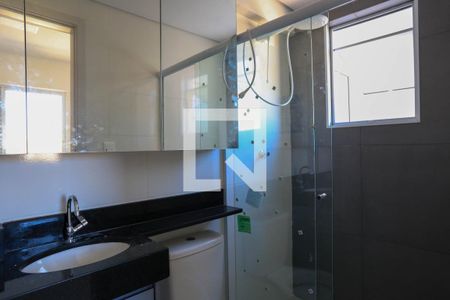 Banheiro do Quarto 1 de apartamento para alugar com 3 quartos, 160m² em Ipiranga, Belo Horizonte