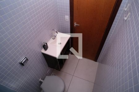 Banheiro de apartamento à venda com 2 quartos, 48m² em Vila Madalena, São Paulo