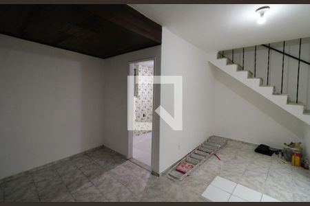 Sala de casa à venda com 3 quartos, 125m² em Tauá, Rio de Janeiro