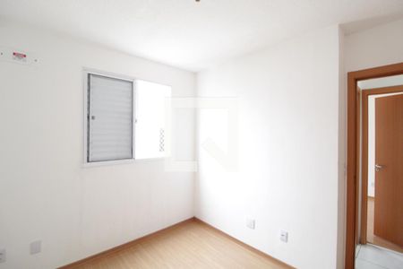 Quarto 2 de apartamento para alugar com 2 quartos, 45m² em Jardim Patricia, Uberlândia
