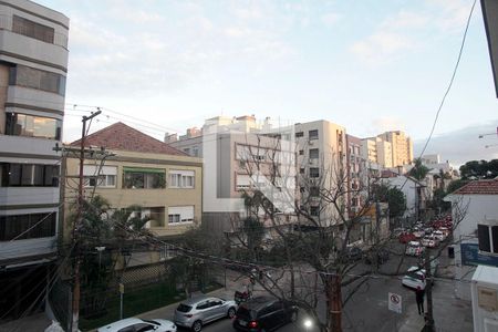 Quarto 1 Vista de apartamento à venda com 3 quartos, 98m² em Floresta, Porto Alegre