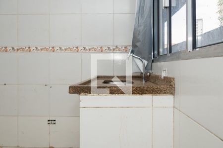 Cozinha de casa para alugar com 1 quarto, 15m² em Vila Gustavo, São Paulo