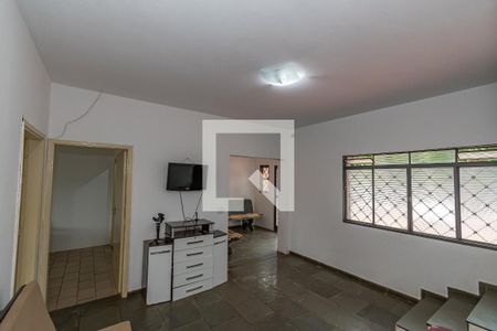 Sala de Estar/TV de casa à venda com 8 quartos, 300m² em Jardim do Sol, Campinas