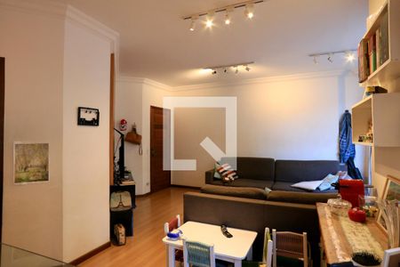 Sala de apartamento à venda com 4 quartos, 108m² em Sagrada Família, Belo Horizonte