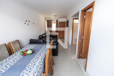 Sala de casa de condomínio à venda com 3 quartos, 123m² em Santa Monica, Belo Horizonte