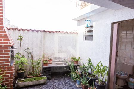 Casa à venda com 150m², 2 quartos e 2 vagas Casa à venda com 150m², 2 quartos e 2 vagasChurrasqueira