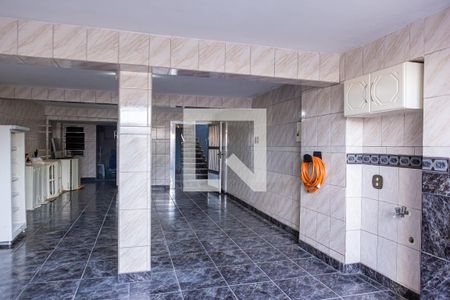 Casa à venda com 150m², 2 quartos e 2 vagas Casa à venda com 150m², 2 quartos e 2 vagasÁrea de Serviço