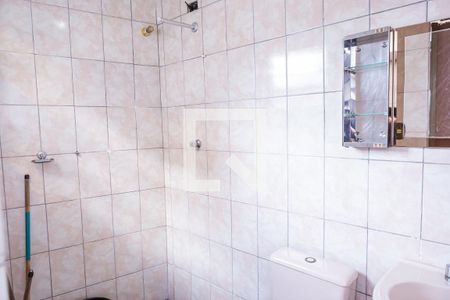 Casa à venda com 150m², 2 quartos e 2 vagas Casa à venda com 150m², 2 quartos e 2 vagasBanheiro 2