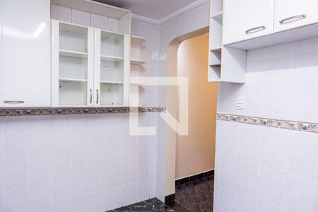 Cozinha de casa para alugar com 2 quartos, 150m² em Vila Londrina, São Paulo