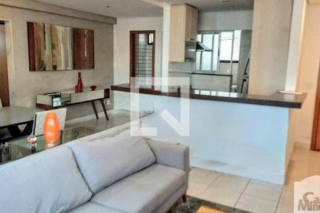 Sala  de apartamento à venda com 2 quartos, 76m² em Belvedere, Belo Horizonte