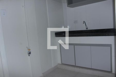 cozinha de kitnet/studio para alugar com 1 quarto, 30m² em Santa Ifigênia, São Paulo