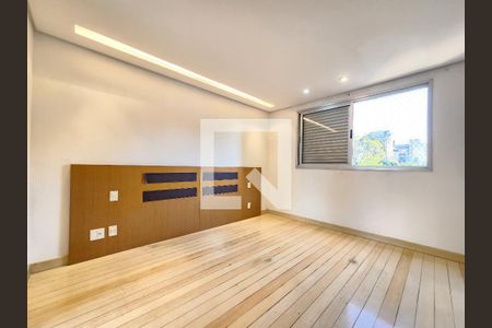 Quarto Suíte Máster de apartamento à venda com 4 quartos, 160m² em Santo Agostinho, Belo Horizonte