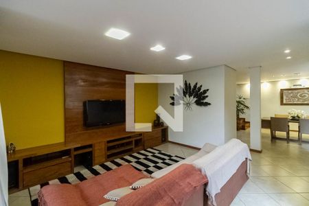 Sala 1 de casa à venda com 3 quartos, 239m² em Alto Caiçaras, Belo Horizonte