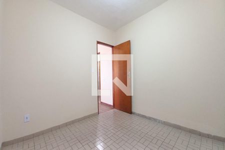 Quarto 1 de casa à venda com 3 quartos, 70m² em Jardim Yeda, Campinas