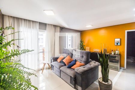 Sala de TV de apartamento para alugar com 2 quartos, 72m² em Jardim Iracema/aldeia, Barueri