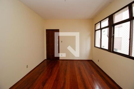 Sala  de apartamento à venda com 3 quartos, 95m² em Santo Antônio, Belo Horizonte