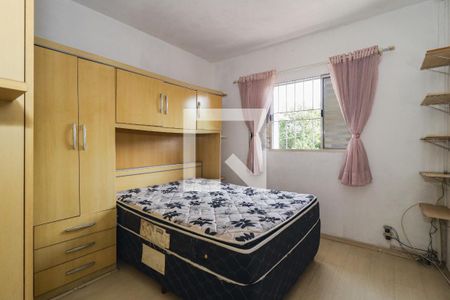 Quarto 2 de casa à venda com 3 quartos, 108m² em Jardim Henriqueta, Taboão da Serra