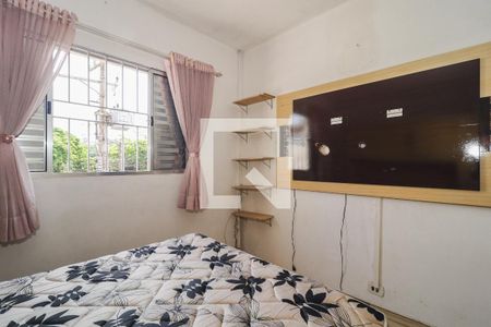 Quarto 2 de casa à venda com 3 quartos, 108m² em Jardim Henriqueta, Taboão da Serra