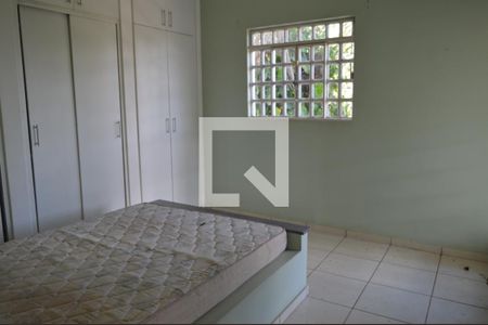 Quarto de casa à venda com 4 quartos, 150m² em Tropical, Contagem