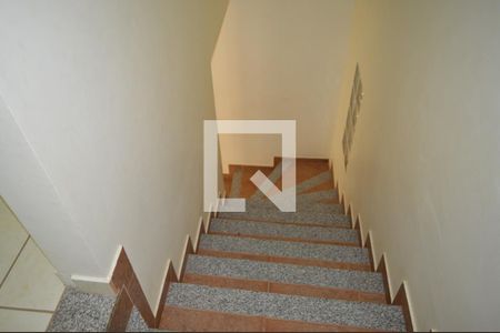 Escada  de casa à venda com 4 quartos, 150m² em Tropical, Contagem