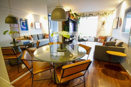 Sala de Jantar de apartamento à venda com 2 quartos, 55m² em Jardim Paulistano, São Paulo