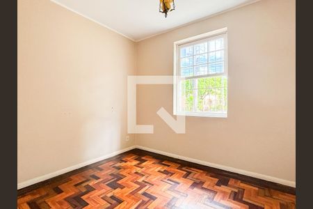 Quarto 1 de apartamento para alugar com 2 quartos, 60m² em Passo D’areia, Porto Alegre