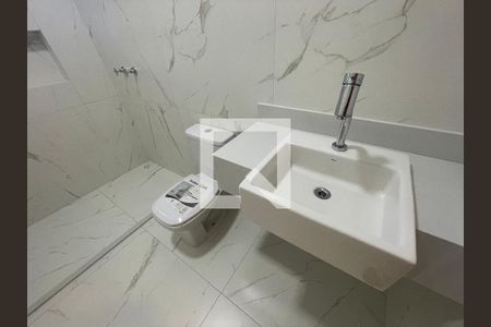 Banheiro suíte de casa à venda com 3 quartos, 99m² em Jardim Marambaia, Jundiaí
