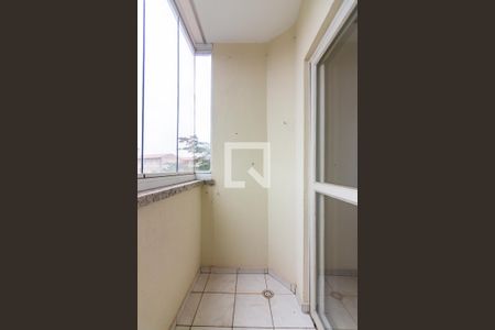 Sacada de apartamento para alugar com 3 quartos, 71m² em Piratininga, Osasco