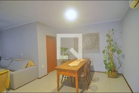 Sala 2 de casa à venda com 3 quartos, 132m² em Niterói, Canoas