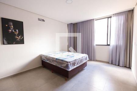 Quarto de kitnet/studio para alugar com 1 quarto, 30m² em Centro, Taubaté