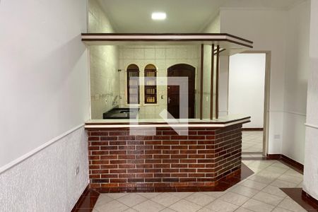 Sala de casa para alugar com 2 quartos, 84m² em Vila Caiçara, Praia Grande