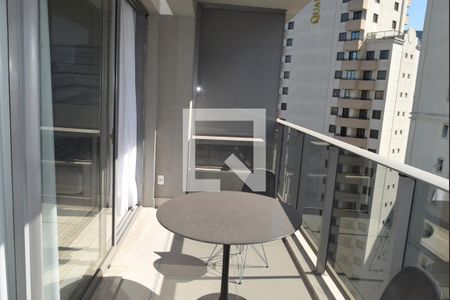 Varanda de kitnet/studio à venda com 1 quarto, 36m² em Pinheiros, São Paulo