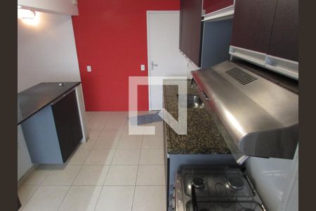 Cozinha de apartamento para alugar com 2 quartos, 100m² em Vila Suzana, São Paulo