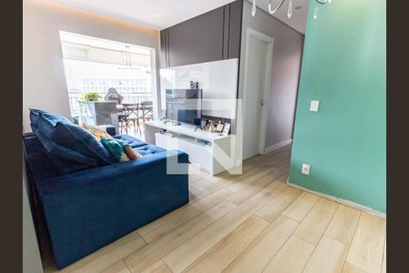 Apartamento à venda com 67m², 2 quartos e 1 vagaSala