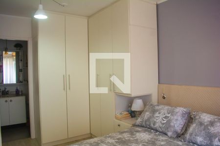 Suite de apartamento à venda com 2 quartos, 60m² em Glória, Porto Alegre