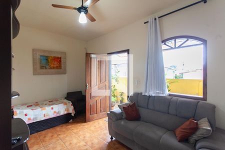 Sala de casa para alugar com 2 quartos, 130m² em Mantiqueira, Belo Horizonte