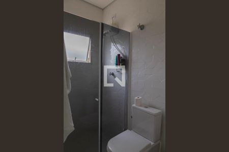 Casa à venda com 460m², 5 quartos e 6 vagas Casa à venda com 460m², 5 quartos e 6 vagasBanheiro Suíte 4