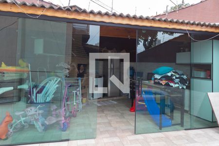 Casa à venda com 460m², 5 quartos e 6 vagas Casa à venda com 460m², 5 quartos e 6 vagasEspaço Gourmet