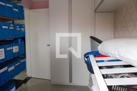 Casa à venda com 460m², 5 quartos e 6 vagas Casa à venda com 460m², 5 quartos e 6 vagasQuarto 1