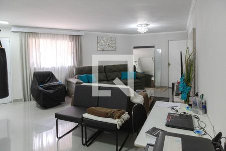 Sala de TV de casa à venda com 5 quartos, 460m² em Vila Tijuco, Guarulhos